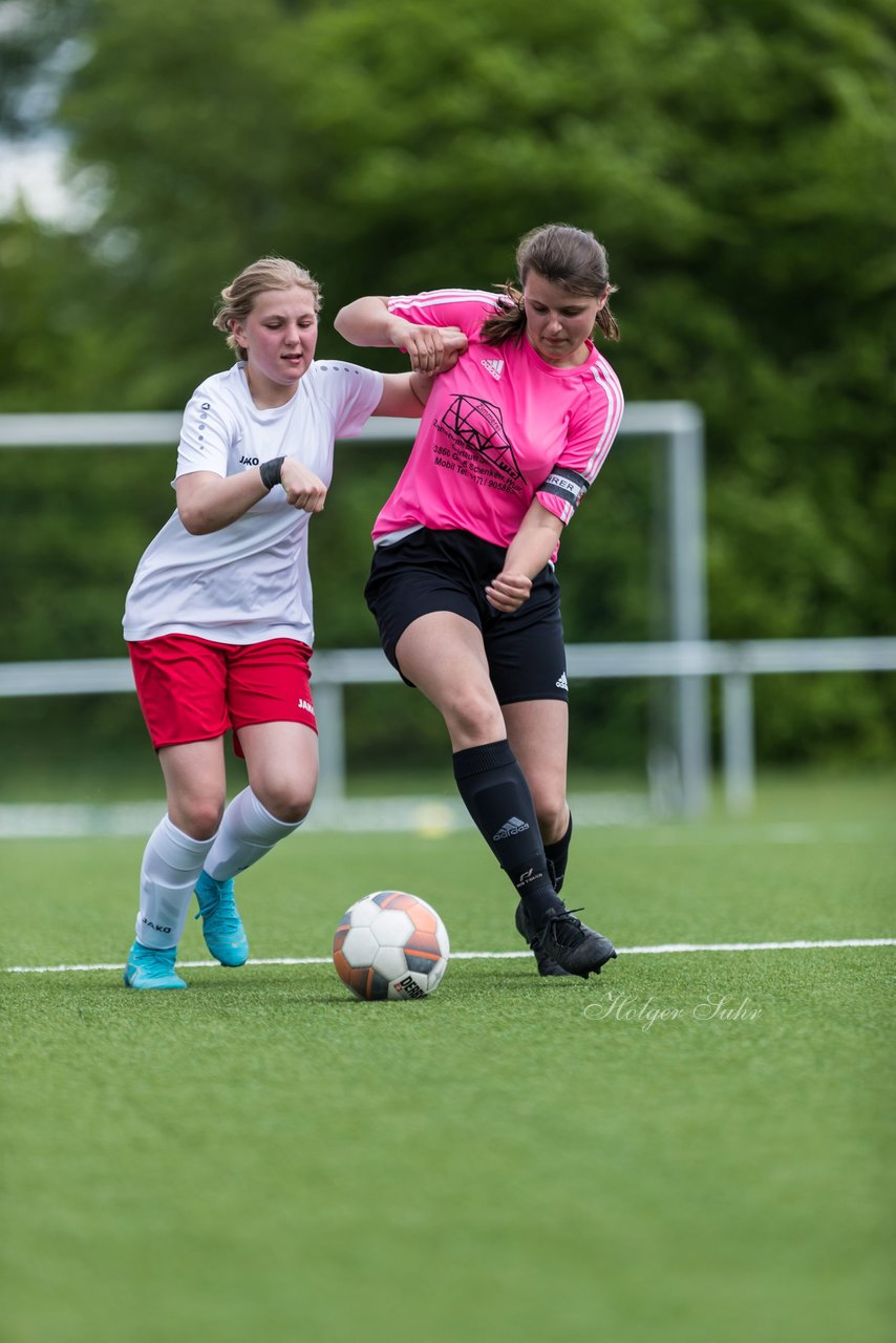 Bild 191 - wBJ SV Wahlstedt - SV Steinhorst/Labenz : Ergebnis: 0:1